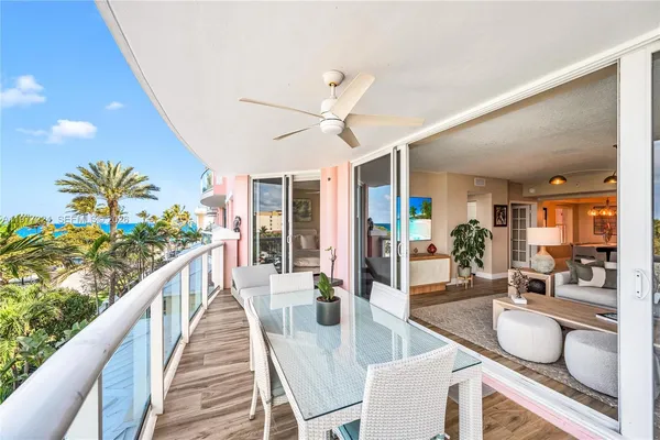 $1,425,000 | 2051 Southeast 3rd Street, Unit 407, Deerfield Beach, FL 33441