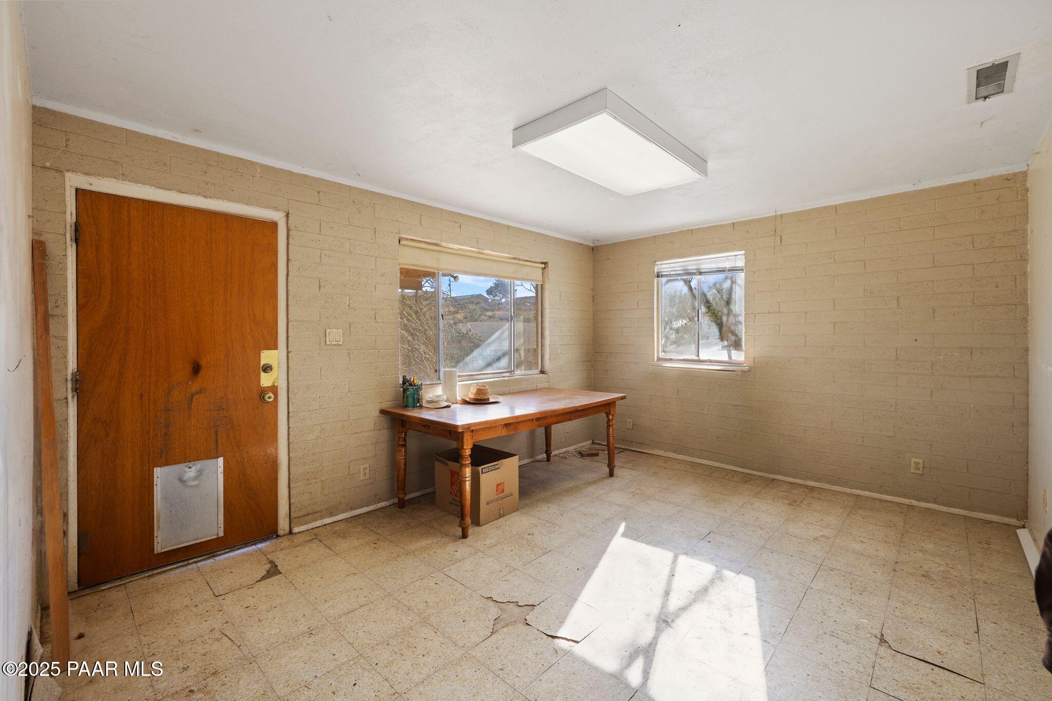 10231 Fir Street Mayer, AZ 86333 - Photo 26 of 50 a view of room with window