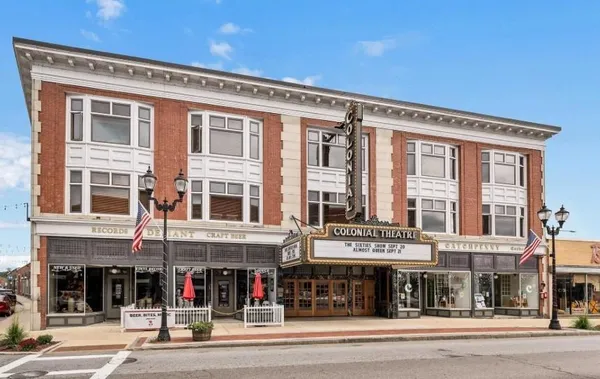 $2,395 | 609 Main Street, Unit 301, Laconia, NH 03246
