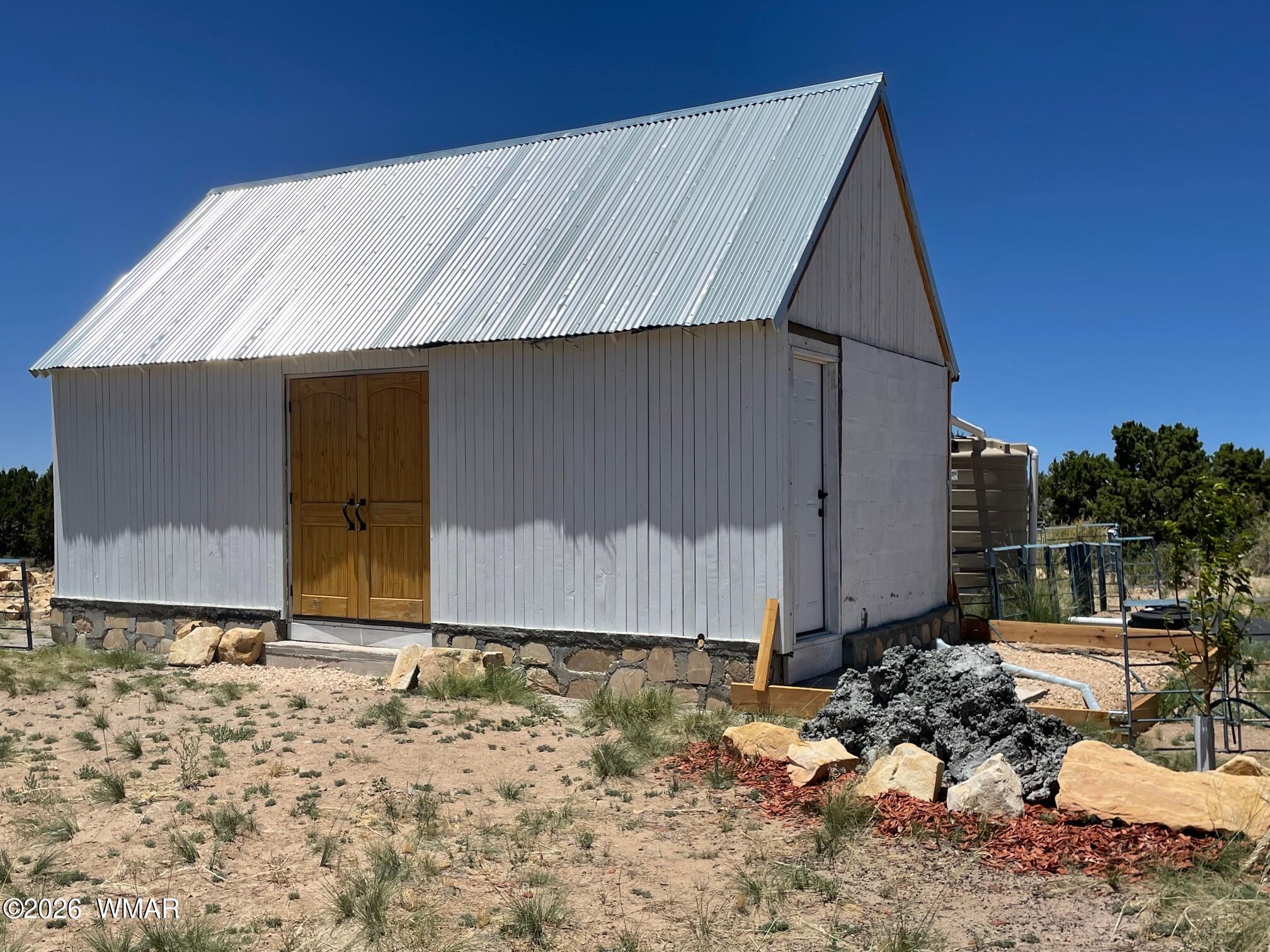 230 East Woodland Ranch Road St. Johns, AZ 85936 - Photo 10 of 16