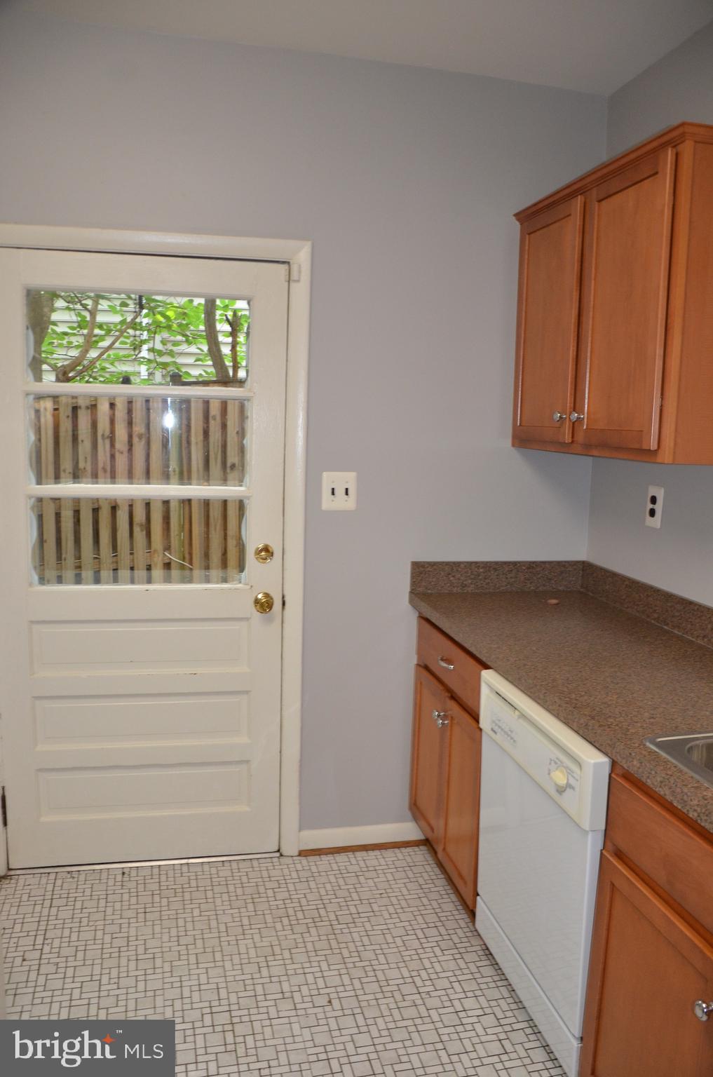 2713 24th Road South, Unit A & B Arlington, VA 22206 - Photo 31 of 64 2nd Kitchen