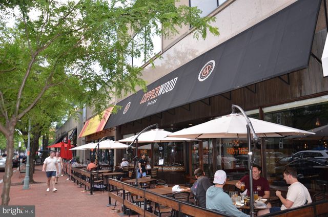 $1,250,000 | 2713 24th Road South, Unit A & B, Arlington, VA 22206