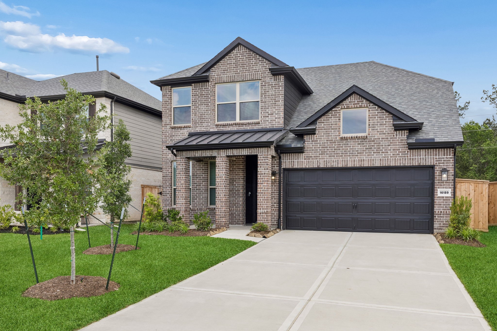 16189 Sepia Manor Street Conroe, TX 77302 - Photo 2 of 36