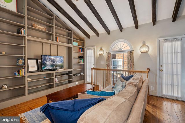 $1,140,000 | 319 Wolfe Street, Alexandria, VA 22314