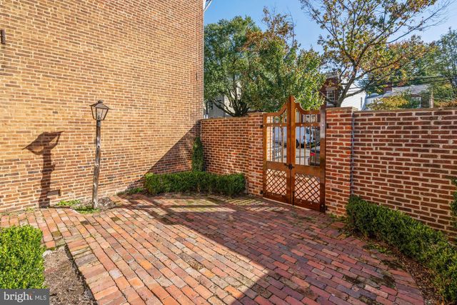 $1,140,000 | 319 Wolfe Street, Alexandria, VA 22314