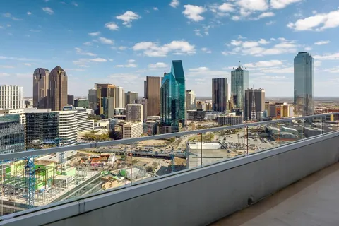 $2,250,000 | 2430 Victory Park Lane, Unit 3203, Dallas, TX 75219