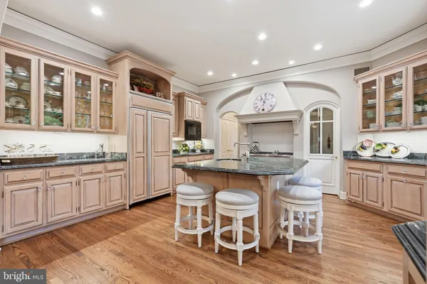 $3,899,000 | 1204 Daviswood Drive, McLean, VA 22102