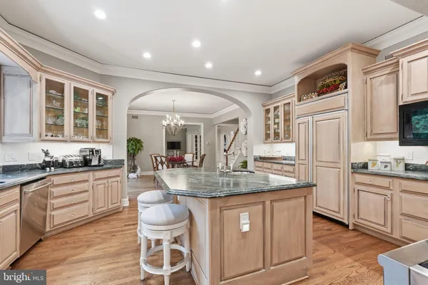 $3,899,000 | 1204 Daviswood Drive, McLean, VA 22102