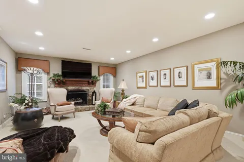 $3,899,000 | 1204 Daviswood Drive, McLean, VA 22102