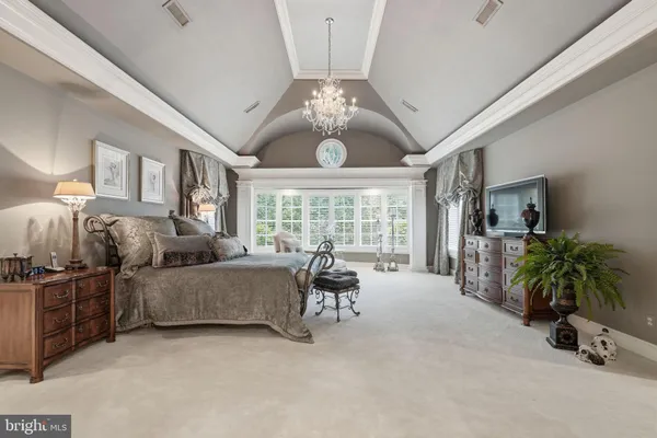 $3,899,000 | 1204 Daviswood Drive, McLean, VA 22102