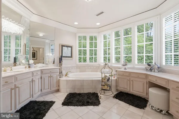 $3,899,000 | 1204 Daviswood Drive, McLean, VA 22102