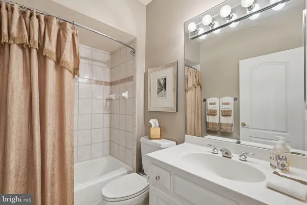 $3,899,000 | 1204 Daviswood Drive, McLean, VA 22102