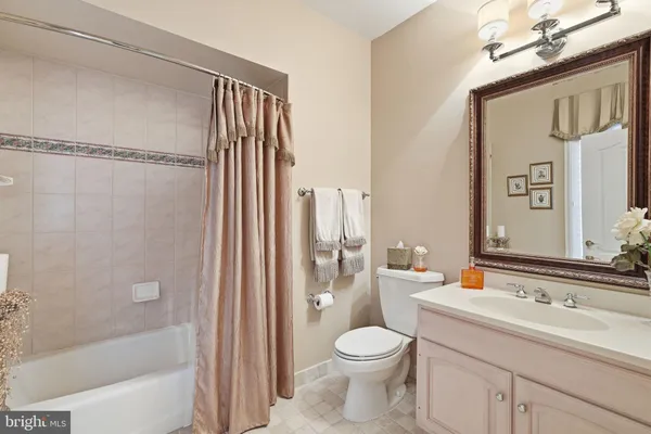 $3,899,000 | 1204 Daviswood Drive, McLean, VA 22102