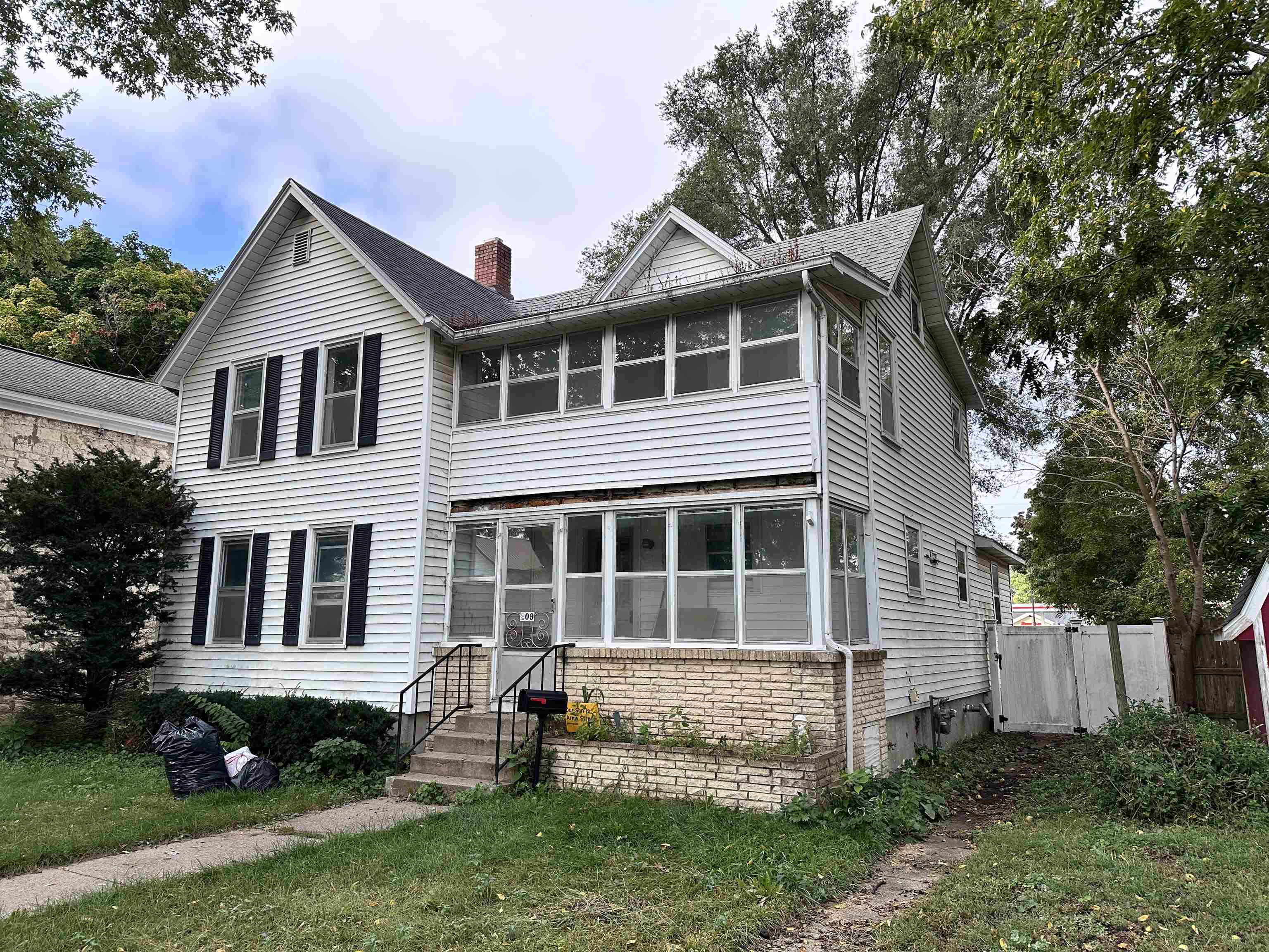 209 South Ohio Street Prairie du Chien, WI 53821 - Photo 1 of 1