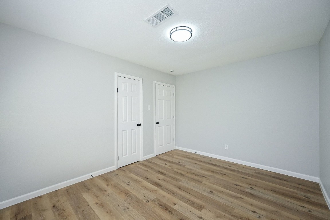 247 East Janisch Road Houston, TX 77022 - Photo 15 of 33 Bedroom 2