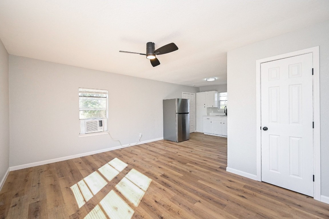 247 East Janisch Road Houston, TX 77022 - Photo 27 of 33 ADU Living space