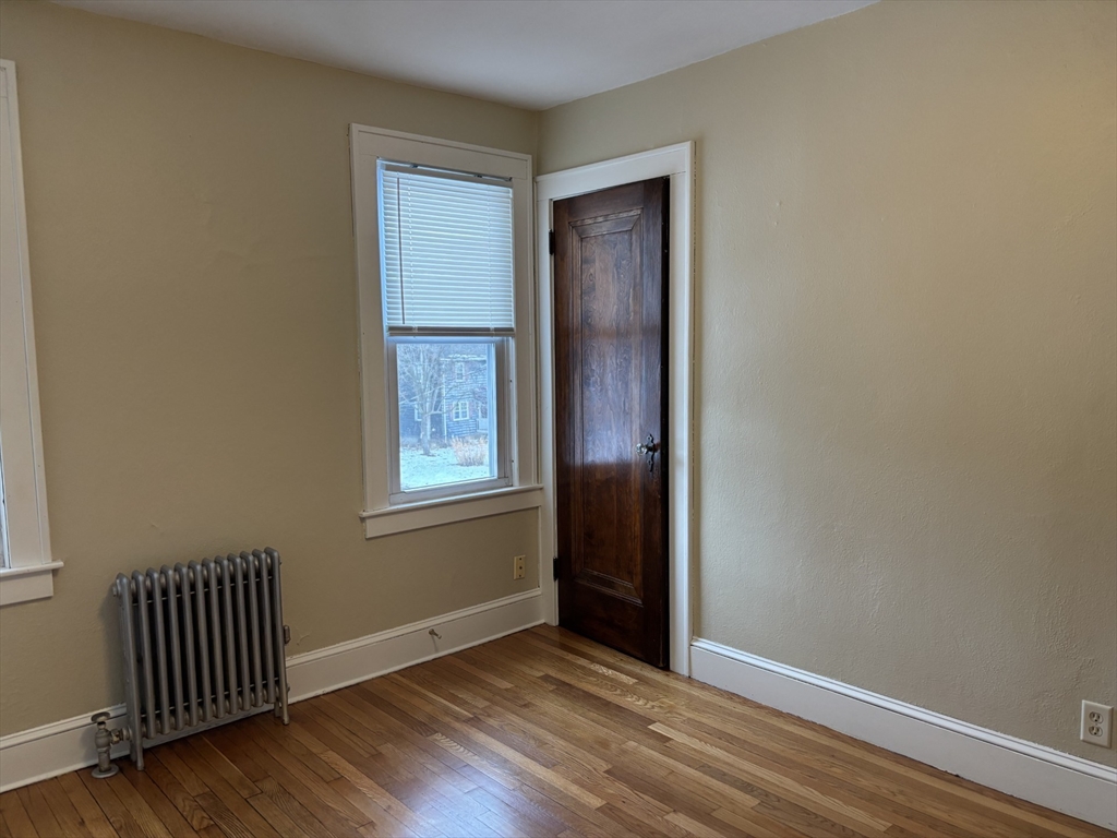 58 Ashley Road, Unit 2 Holyoke, MA 01040 - Photo 5 of 9
