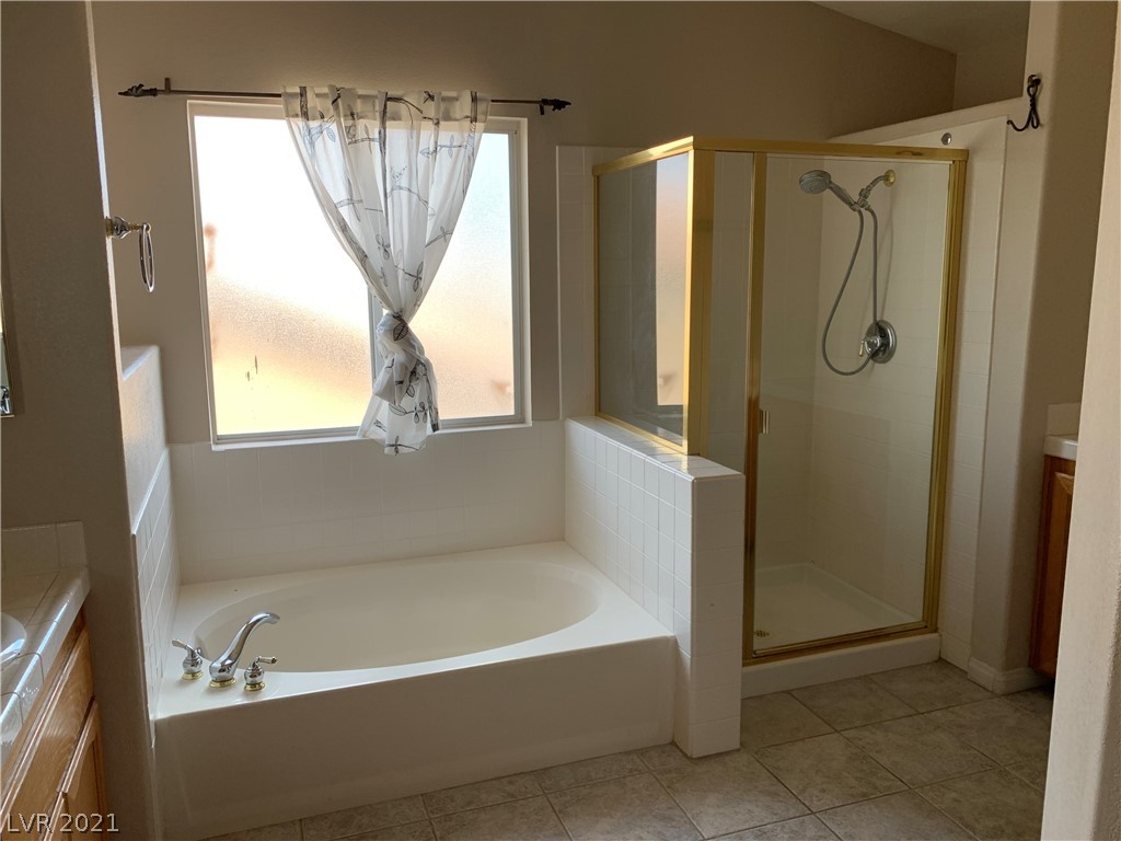 9041 West Viking Road Las Vegas, NV 89147 - Photo 6 of 15 Gallery Image 6