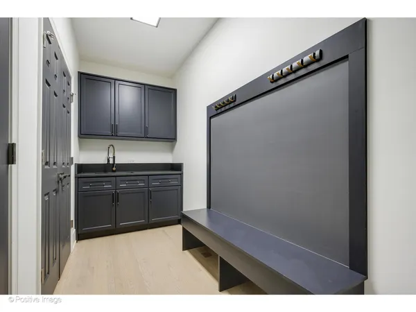 $1,189,000 | 2370 Legends Court, Riverwoods, IL 60015