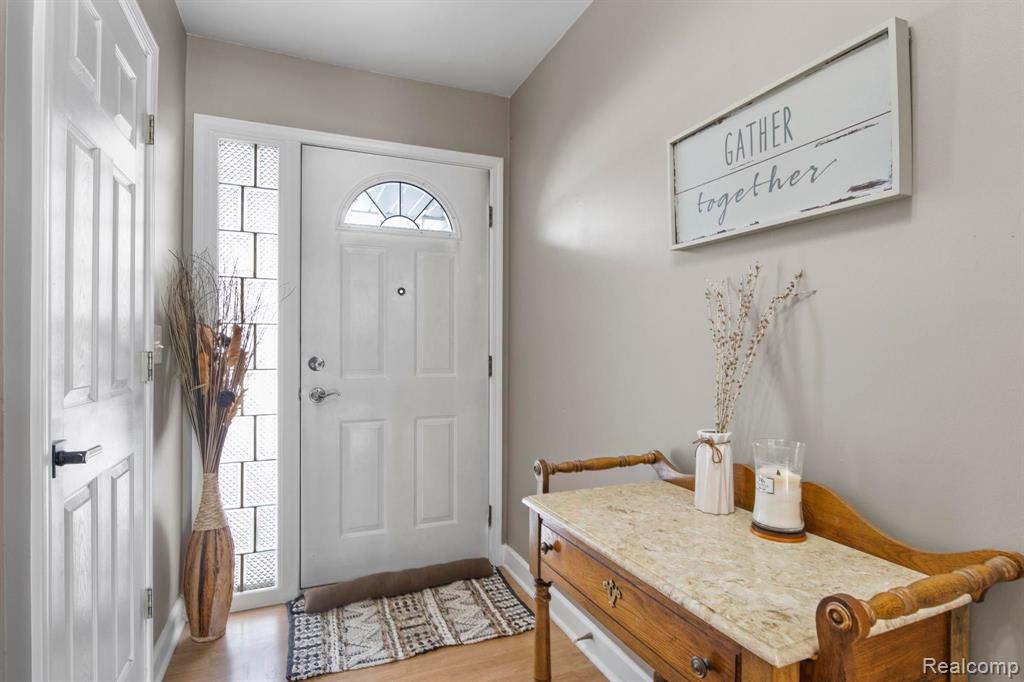 42009 Cherry Hill Road Novi, MI 48375 - Photo 8 of 34 Gallery Image 8