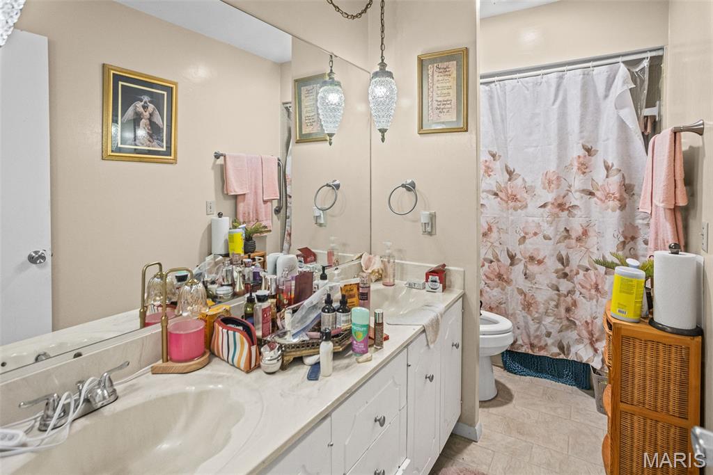 809 White Oak Drive O'Fallon, IL 62269 - Photo 13 of 16