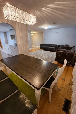 $3,150 | 770 Cordial Drive, Des Plaines, IL 60018