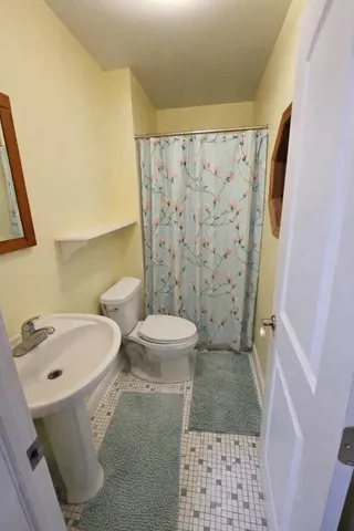 $3,150 | 770 Cordial Drive, Des Plaines, IL 60018