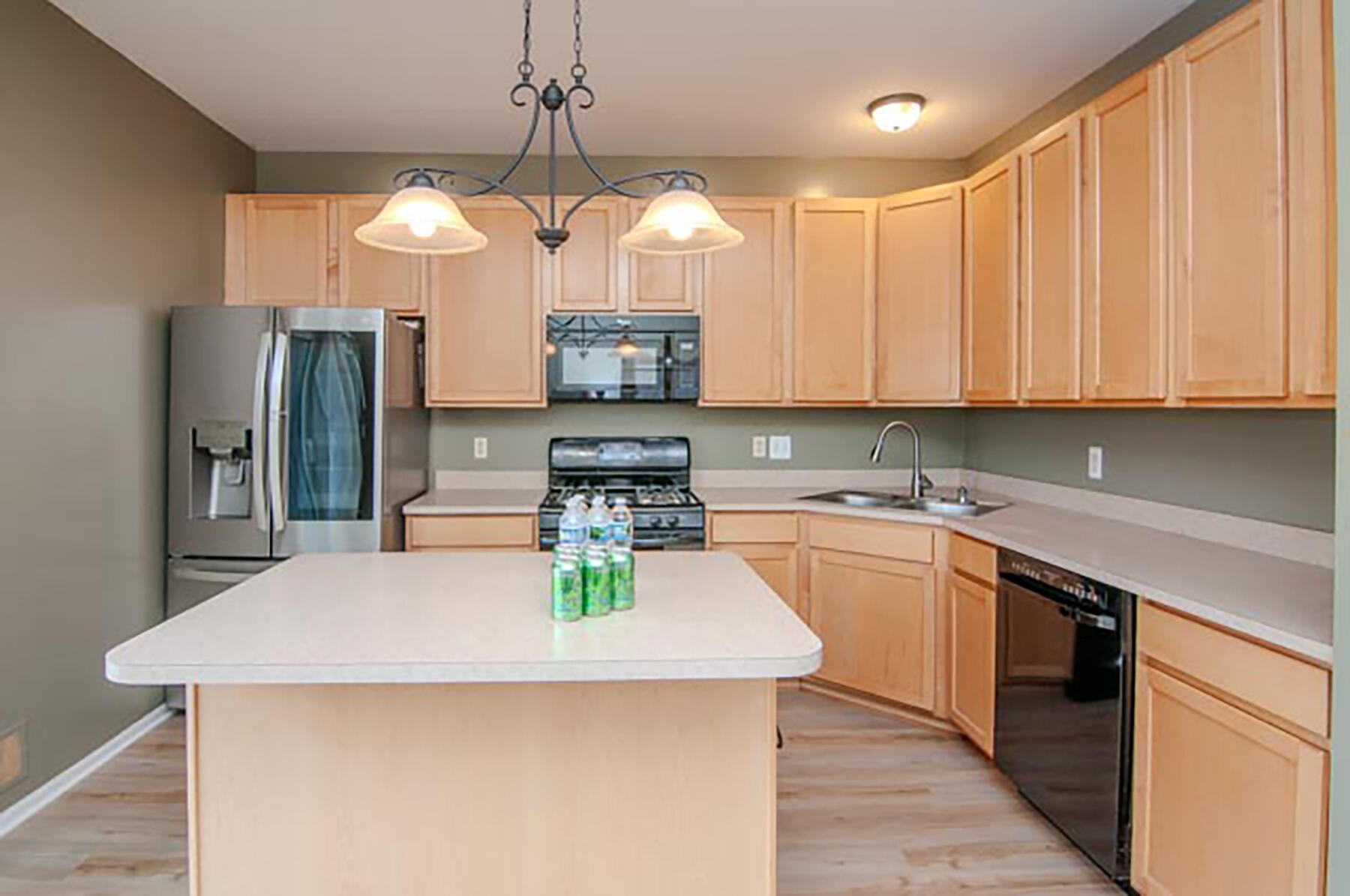 448 Cherry Orchard Road Canton, MI 48188 - Photo 18 of 54 018