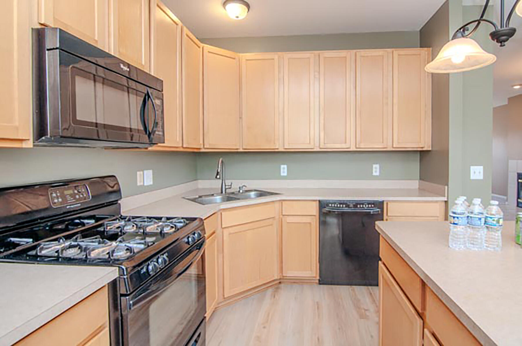 448 Cherry Orchard Road Canton, MI 48188 - Photo 22 of 54 022