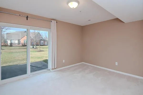 $2,500 | 448 Cherry Orchard Road, Canton, MI 48188