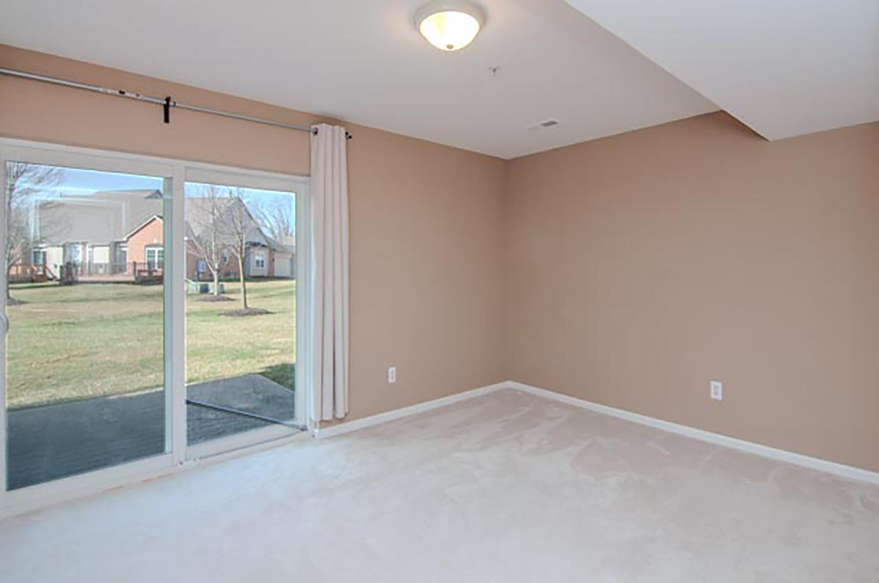 448 Cherry Orchard Road Canton, MI 48188 - Photo 49 of 54 049