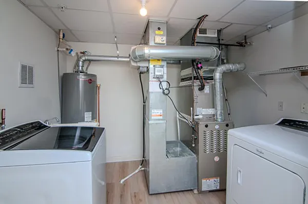 $2,500 | 448 Cherry Orchard Road, Canton, MI 48188