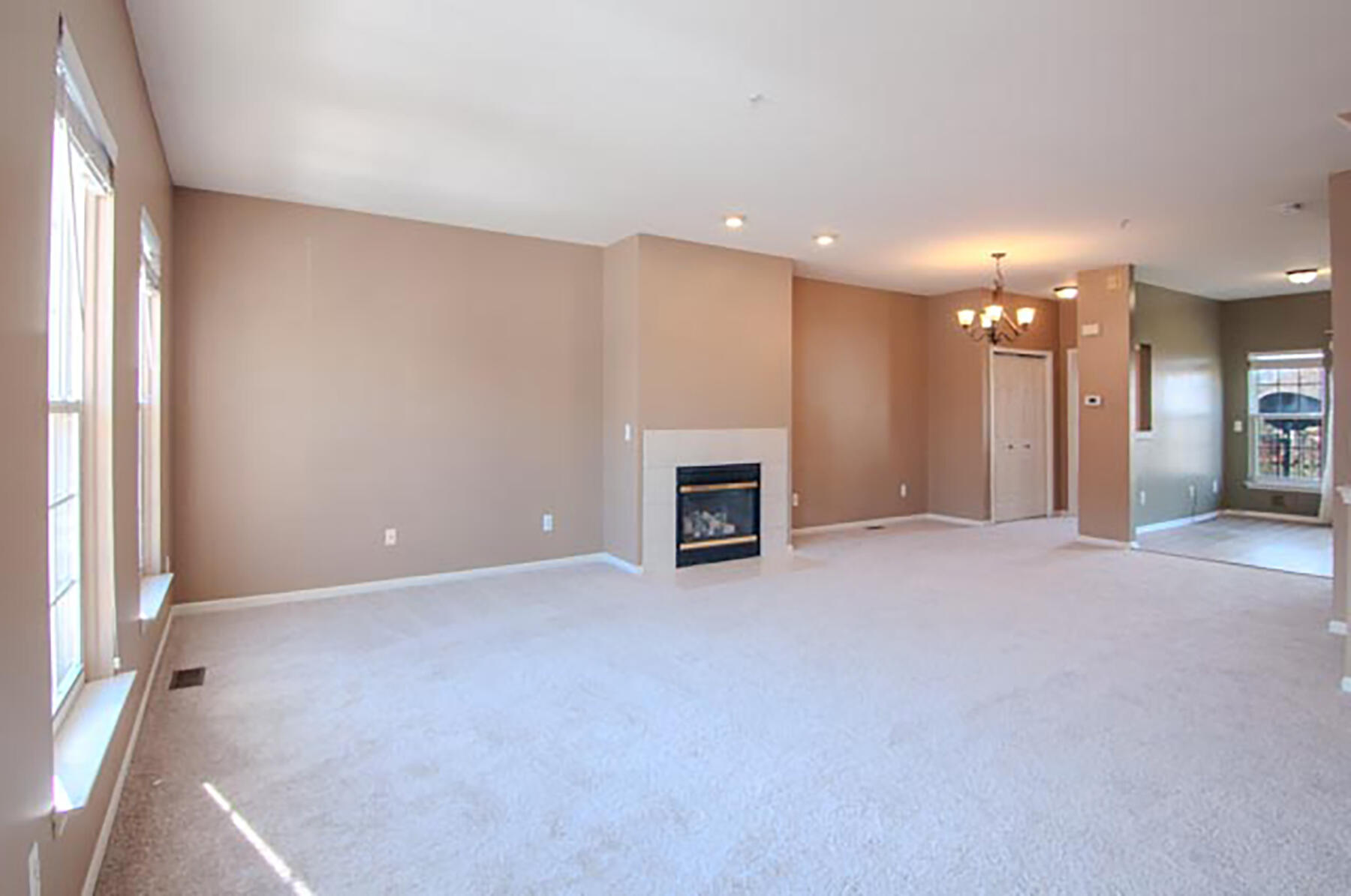 448 Cherry Orchard Road Canton, MI 48188 - Photo 8 of 54 008