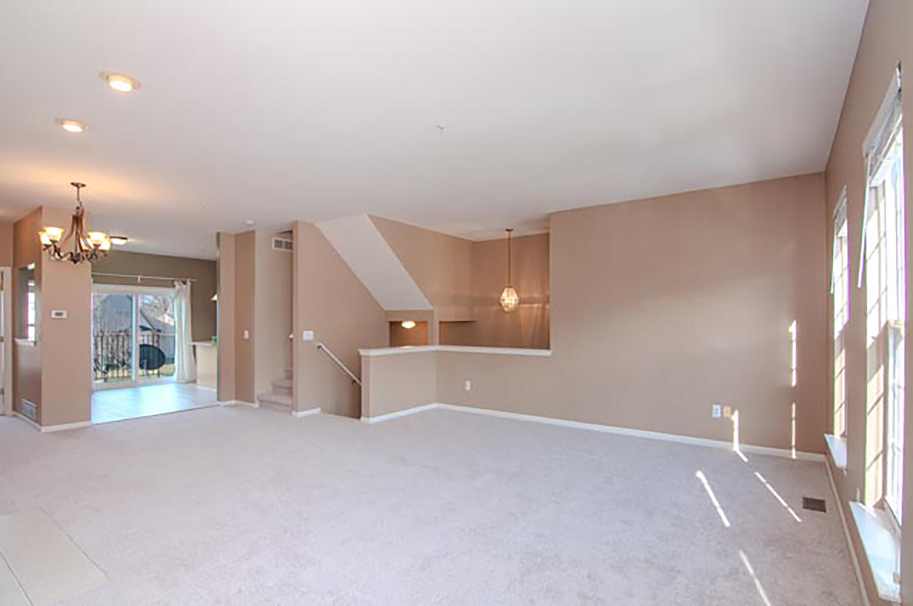 448 Cherry Orchard Road Canton, MI 48188 - Photo 10 of 54 010