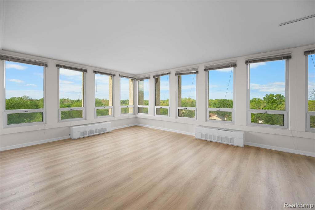22700 Garrison Street, Unit 809 Dearborn, MI 48124 - Photo 4 of 14