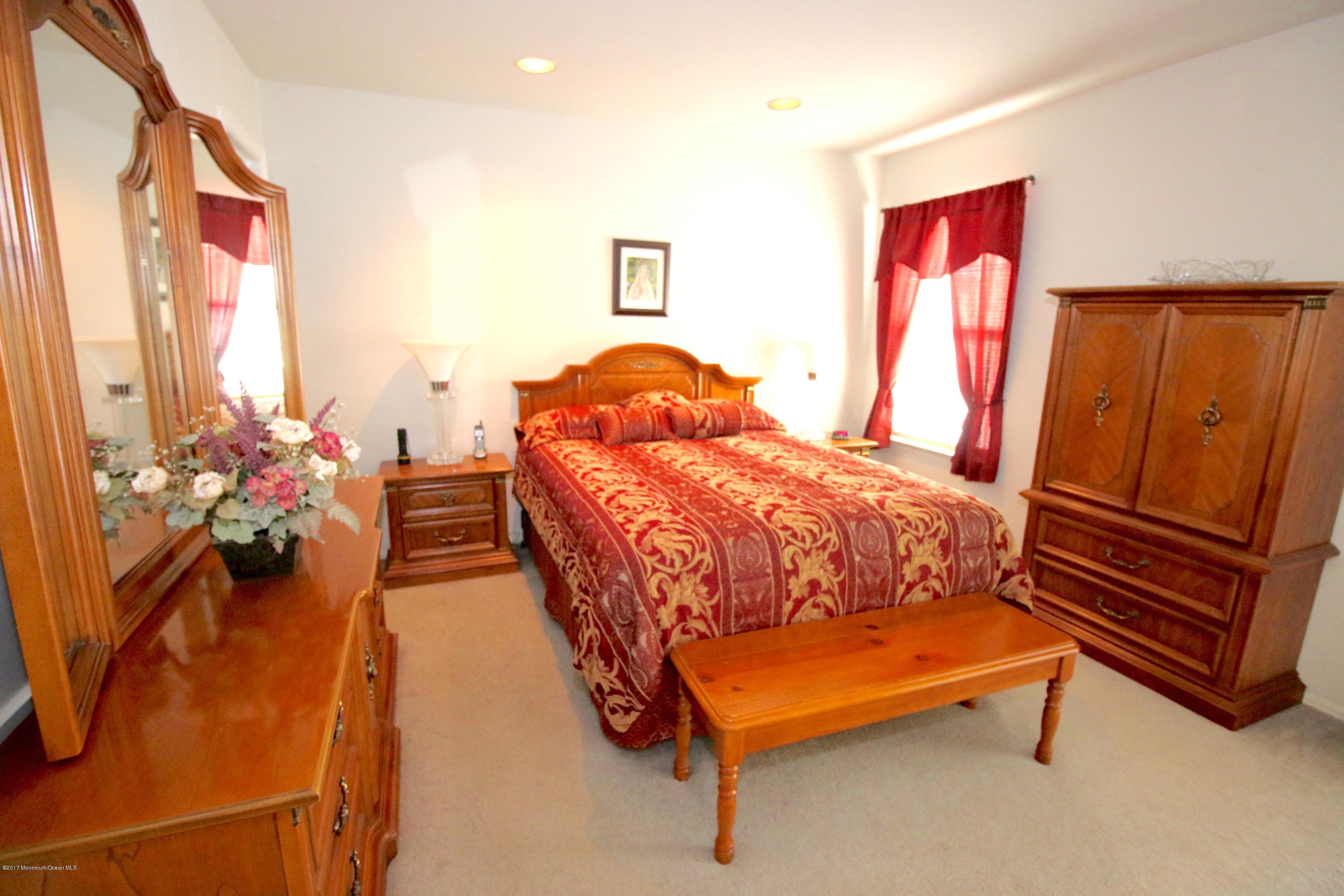 128 Jennings Road Manahawkin, NJ 08050 - Photo 20 of 45 20