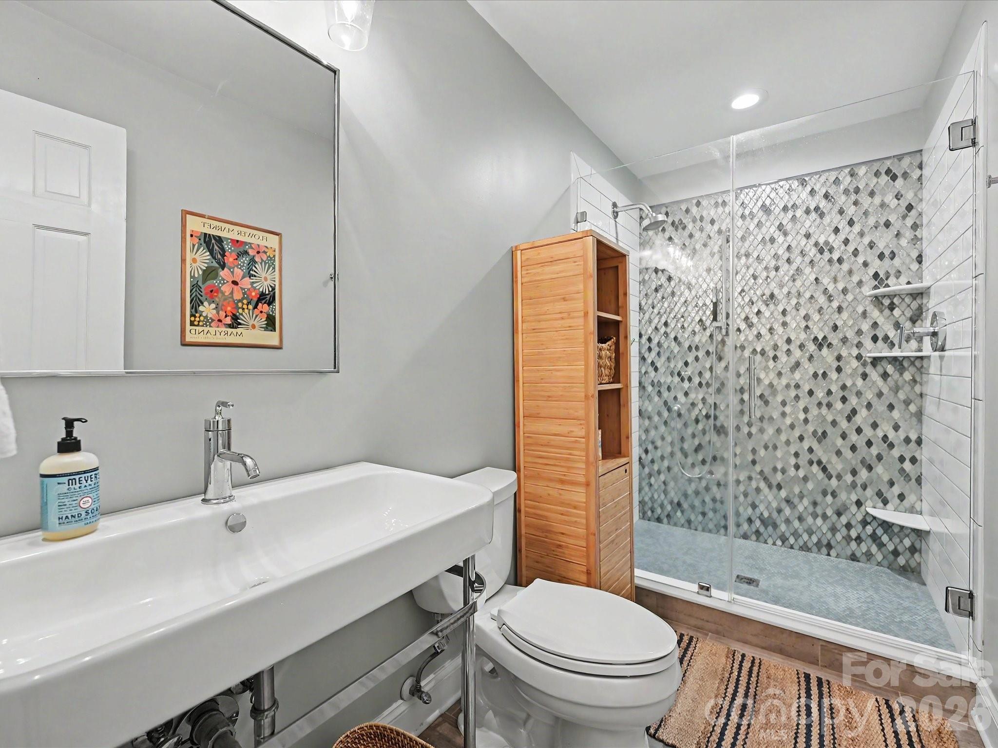 6304 Dovefield Road Charlotte, NC 28277 - Photo 16 of 36 Gallery Image 16