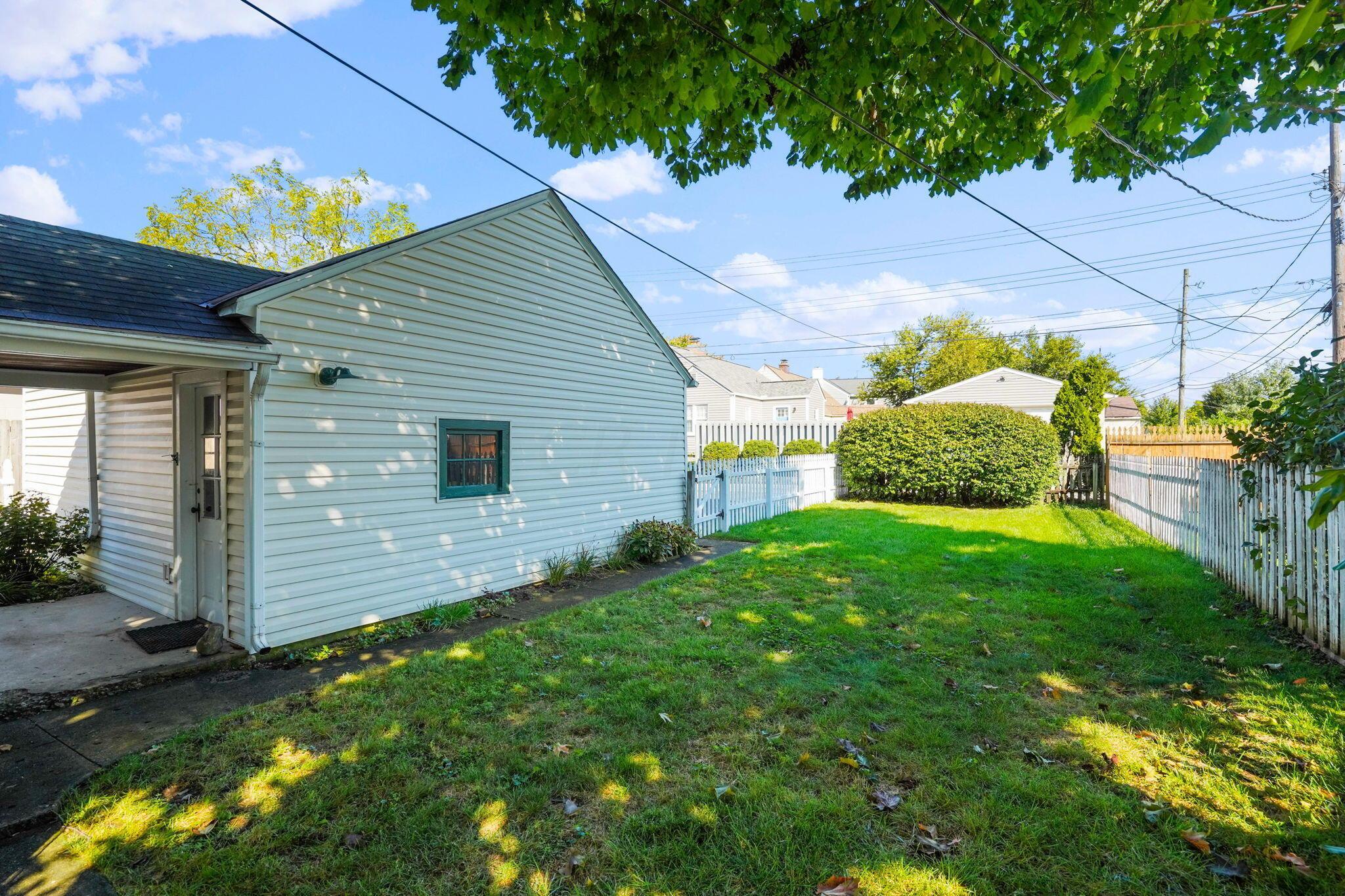3266 Wicklow Road Columbus, OH 43204 - Photo 31 of 37 49-web-or-mls-DSC01869