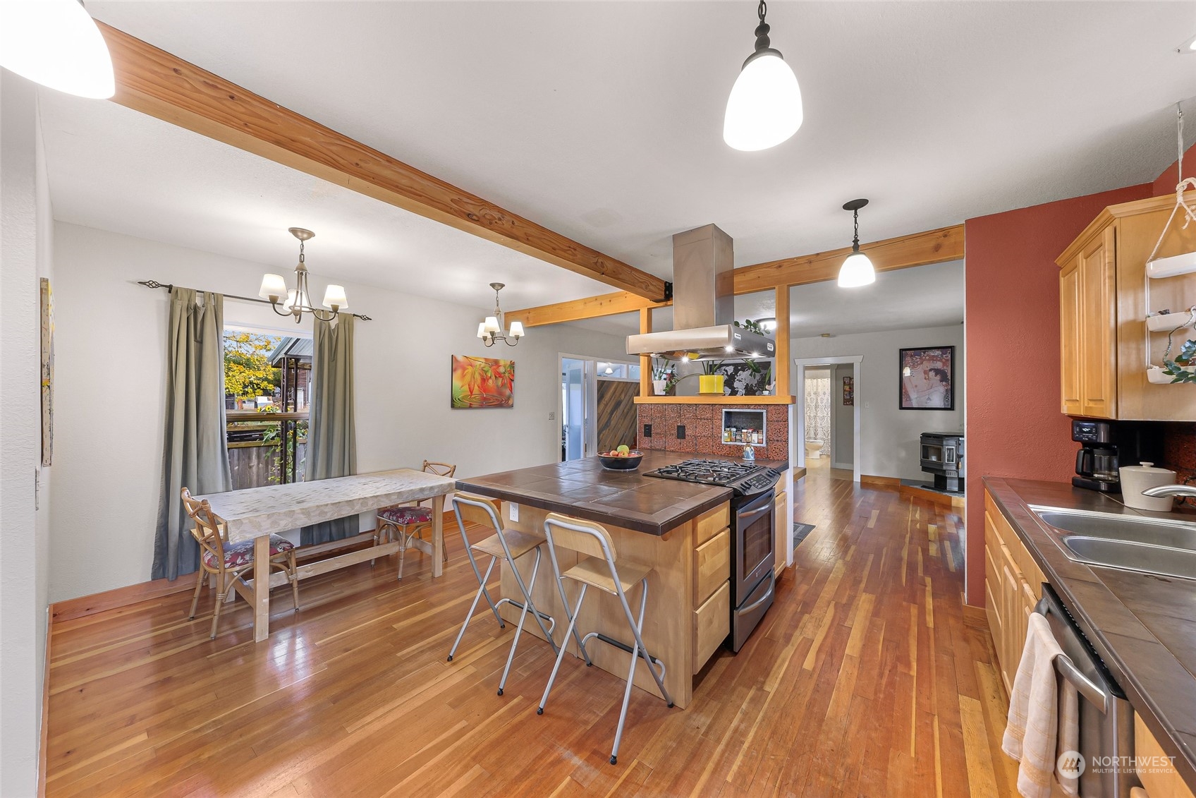 3008 Walnut Street Bellingham, WA 98225 - Photo 9 of 40 Gallery Image 9