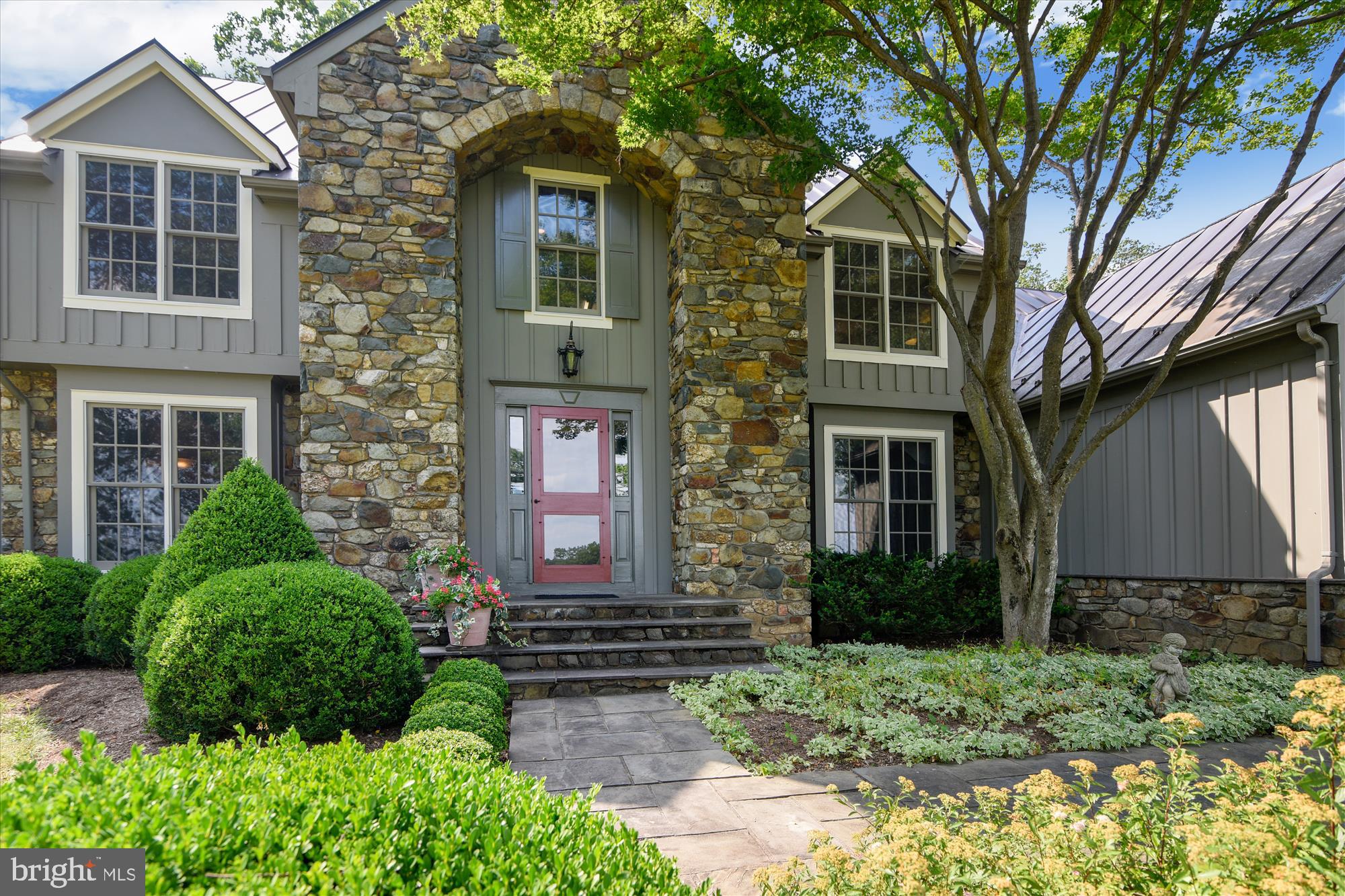 1276 Delaplane Grade Road Upperville, VA 20184 - Photo 2 of 57 Gallery Image 2