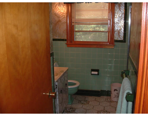 25 Ash Road Norwood, MA 02062 - Photo 9 of 15 Gallery Image 9