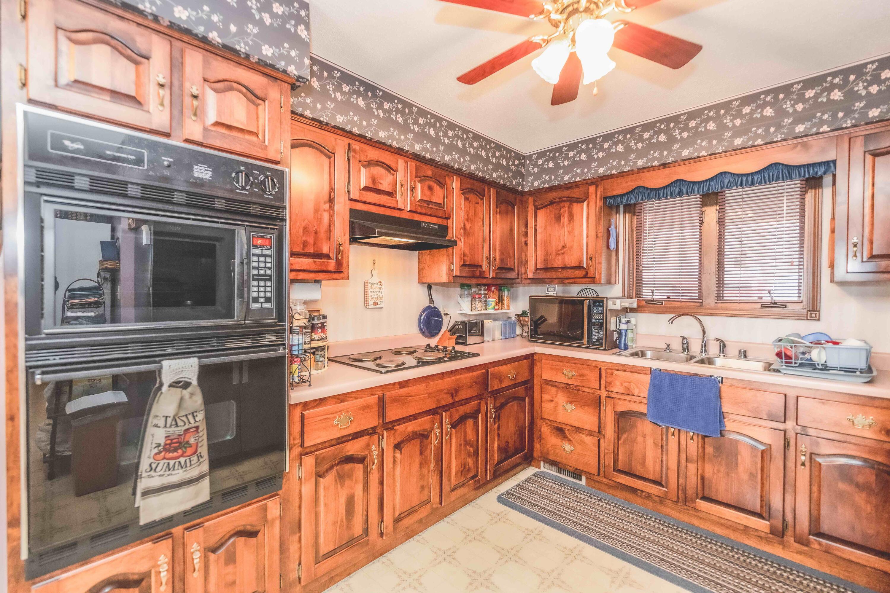 3740 Cabin Creek Road London, KY 40741 - Photo 18 of 68 042