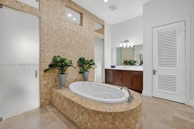 $3,550,000 | 101 Holly Lane, Plantation, FL 33317