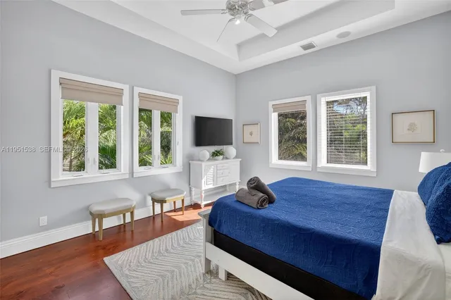 $3,550,000 | 101 Holly Lane, Plantation, FL 33317