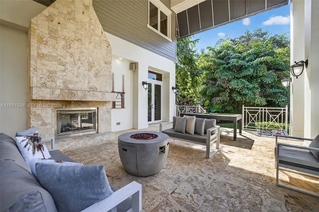 $3,550,000 | 101 Holly Lane, Plantation, FL 33317