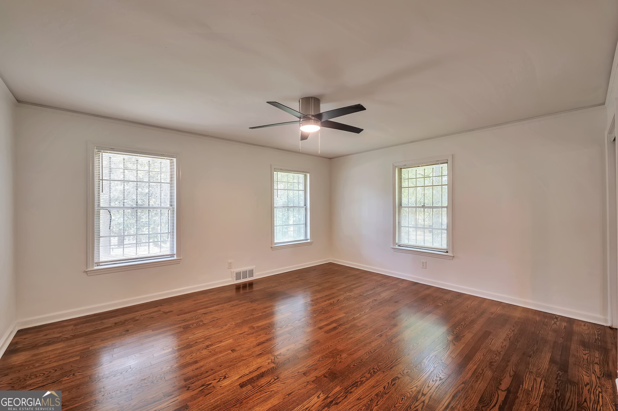 1332 Willis Mill Road Southwest Atlanta, GA 30311 - Photo 5 of 22