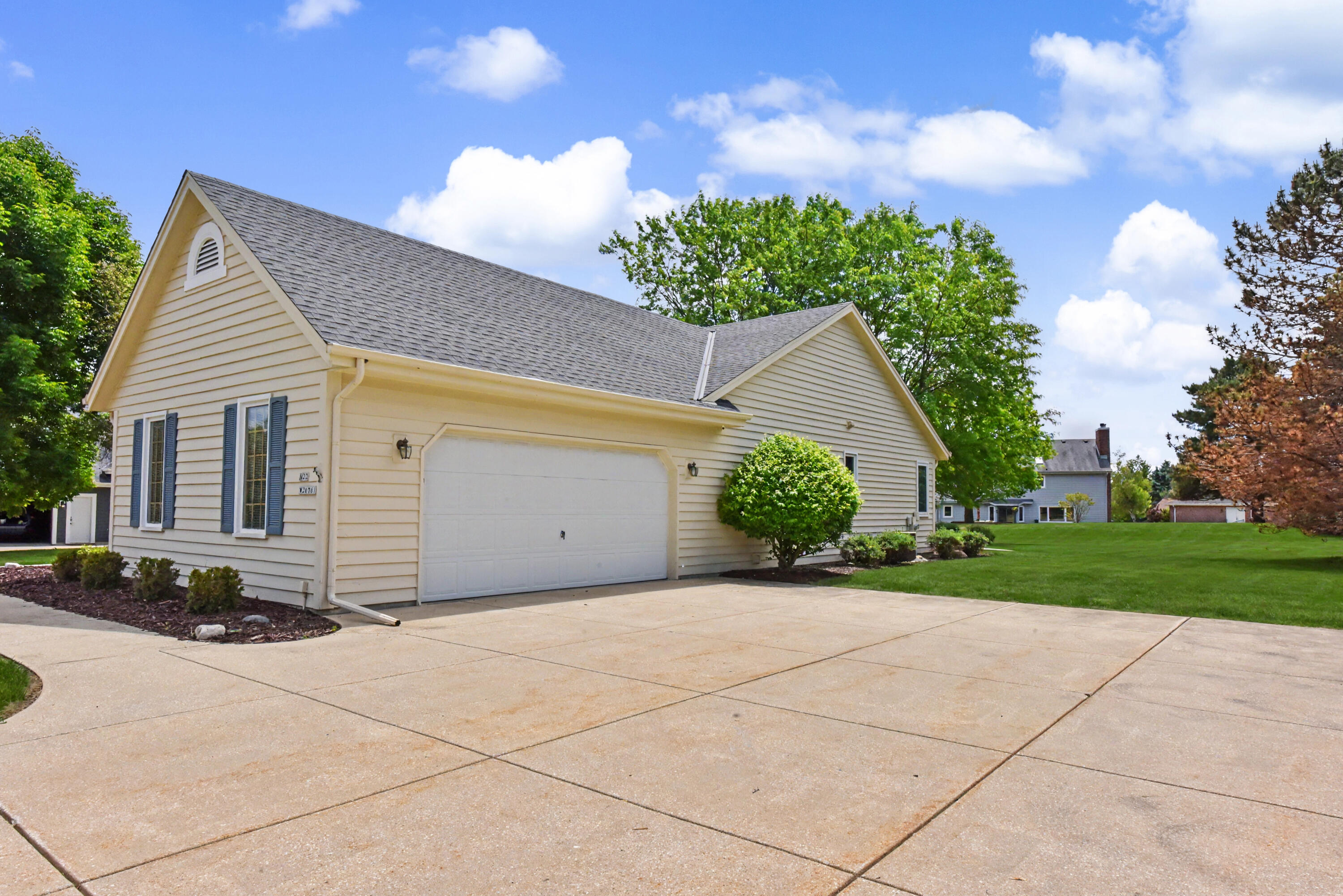 N22W26761 Shooting Star Road Pewaukee, WI 53072 - Photo 46 of 47 DSC_8243