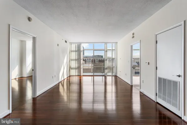 $3,495 | 157 Fleet Street, Unit 703, Oxon Hill, MD 20745