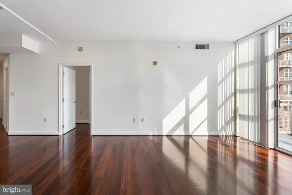 $3,495 | 157 Fleet Street, Unit 703, Oxon Hill, MD 20745