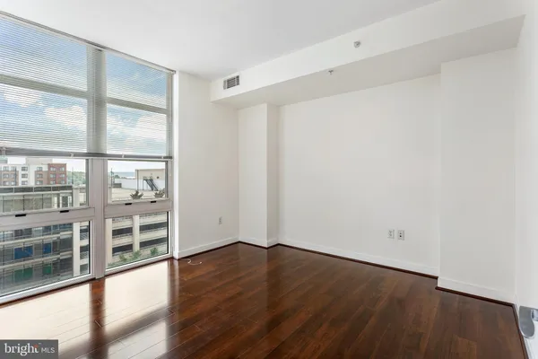 $3,495 | 157 Fleet Street, Unit 703, Oxon Hill, MD 20745